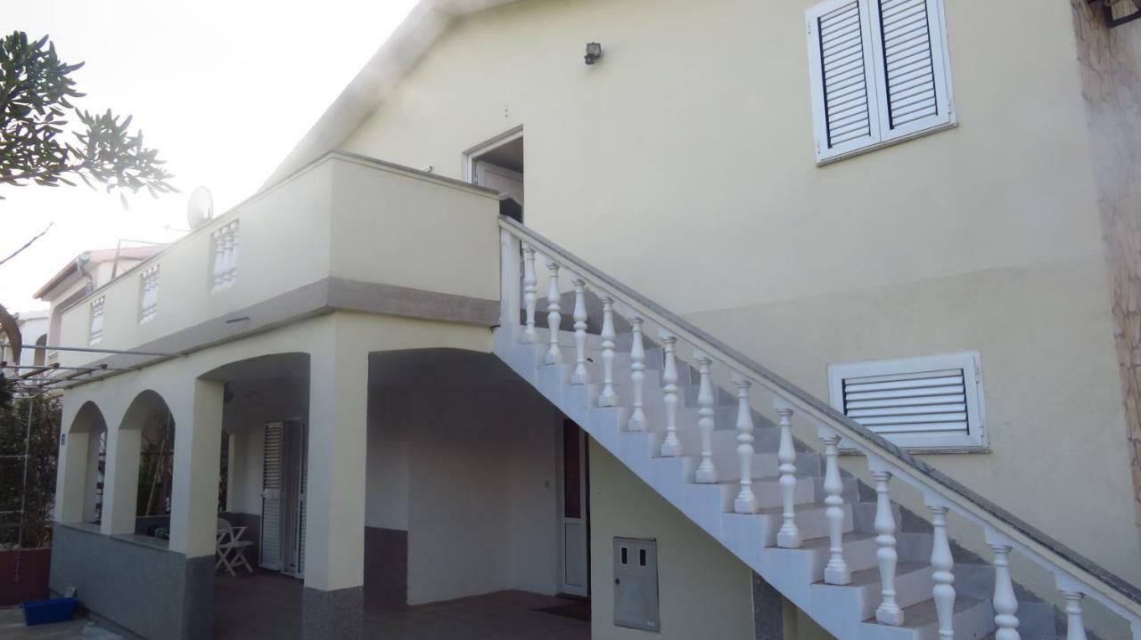 Apartments J.A.N.M.A.R. Vir Dış mekan fotoğraf